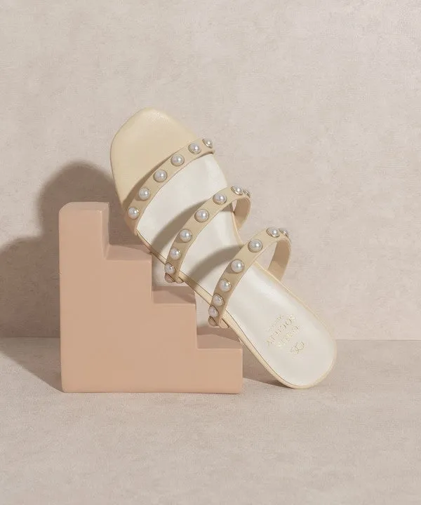 Pearl Flat Sandals