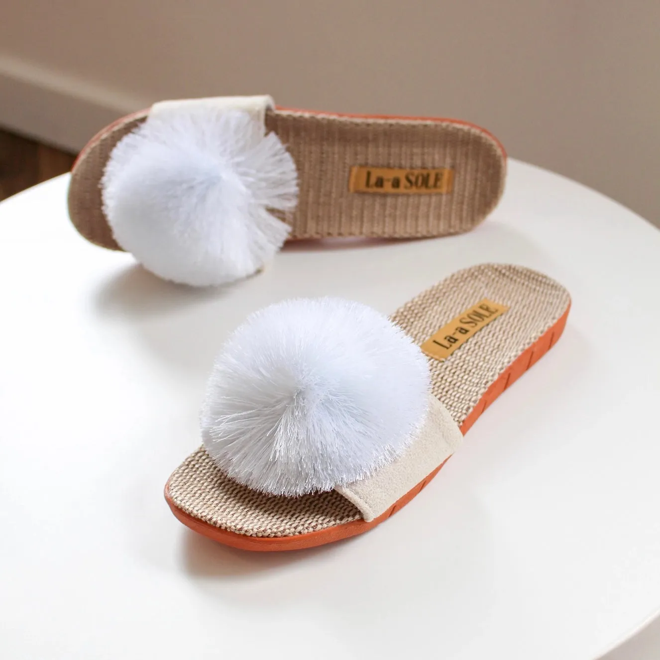 Pom Pom Slides