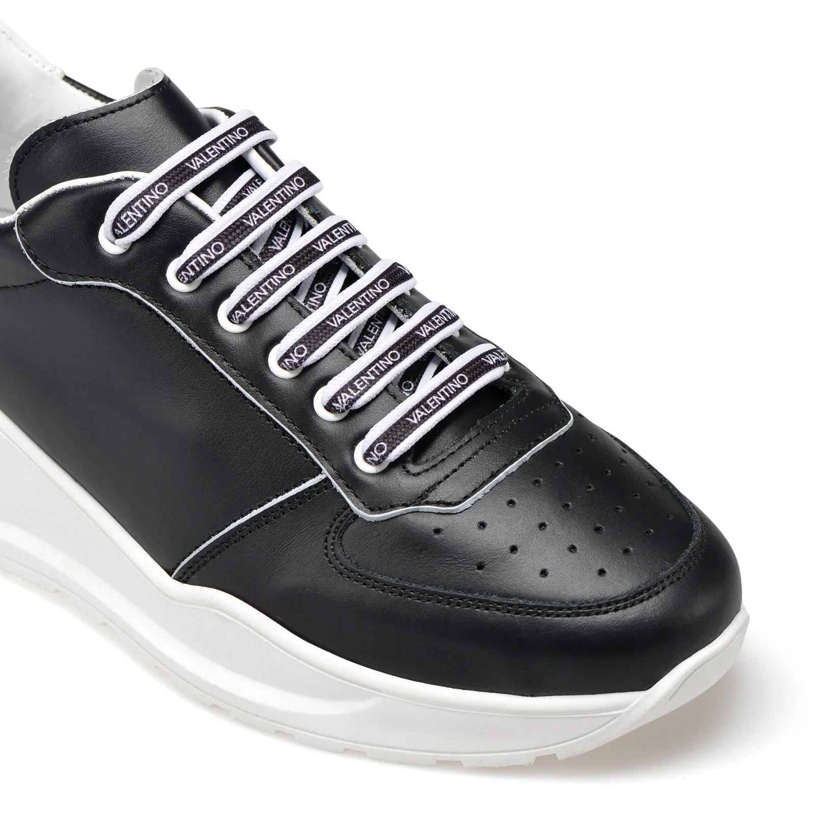 VALENTINO Sneakers running in black calf